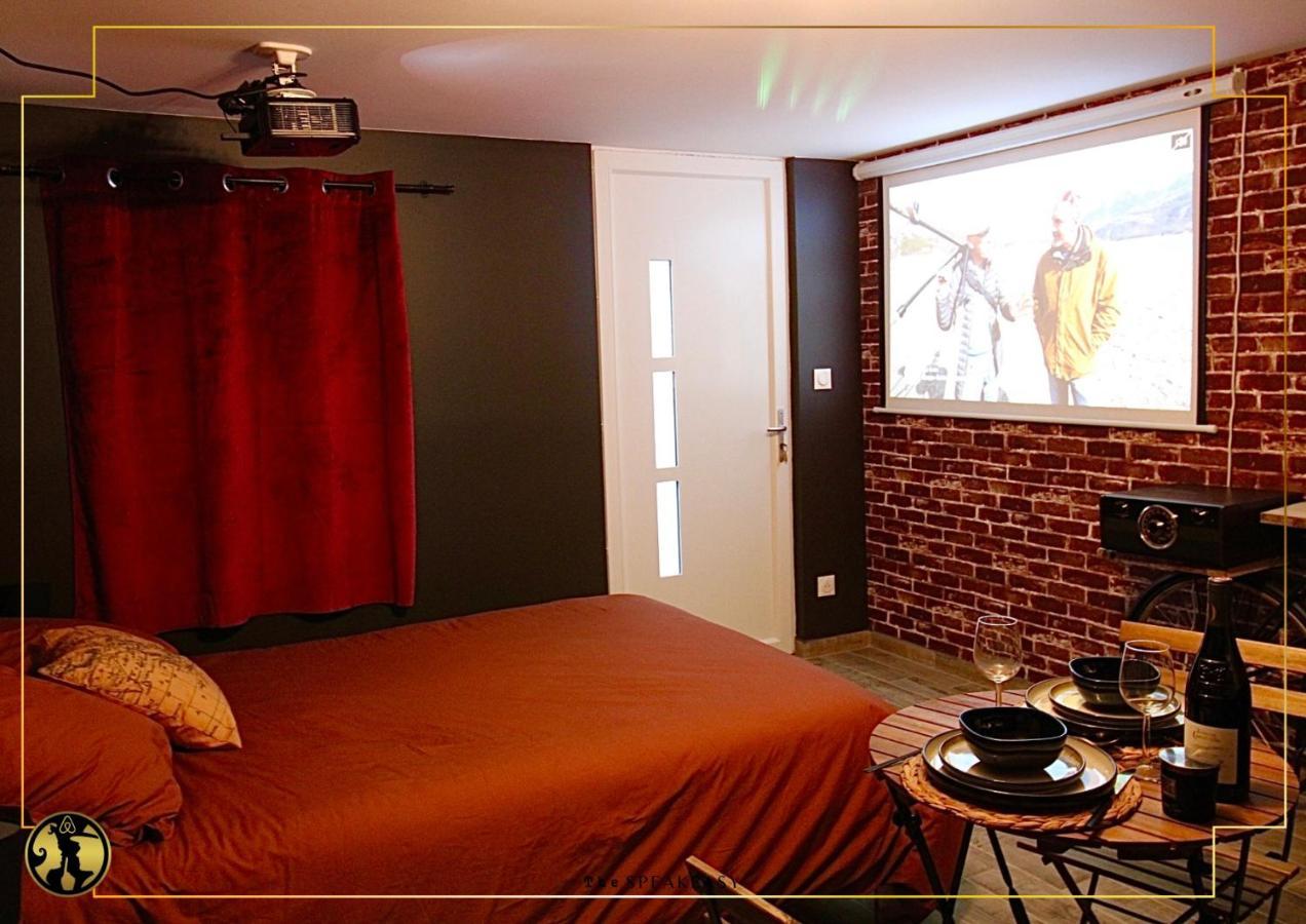 "The Speakeasy" Pub New Yorkais Centre Ville - Ideal Pro - Wifi Fibre - Retroprojecteur Cinema Saint-Etienne  Extérieur photo