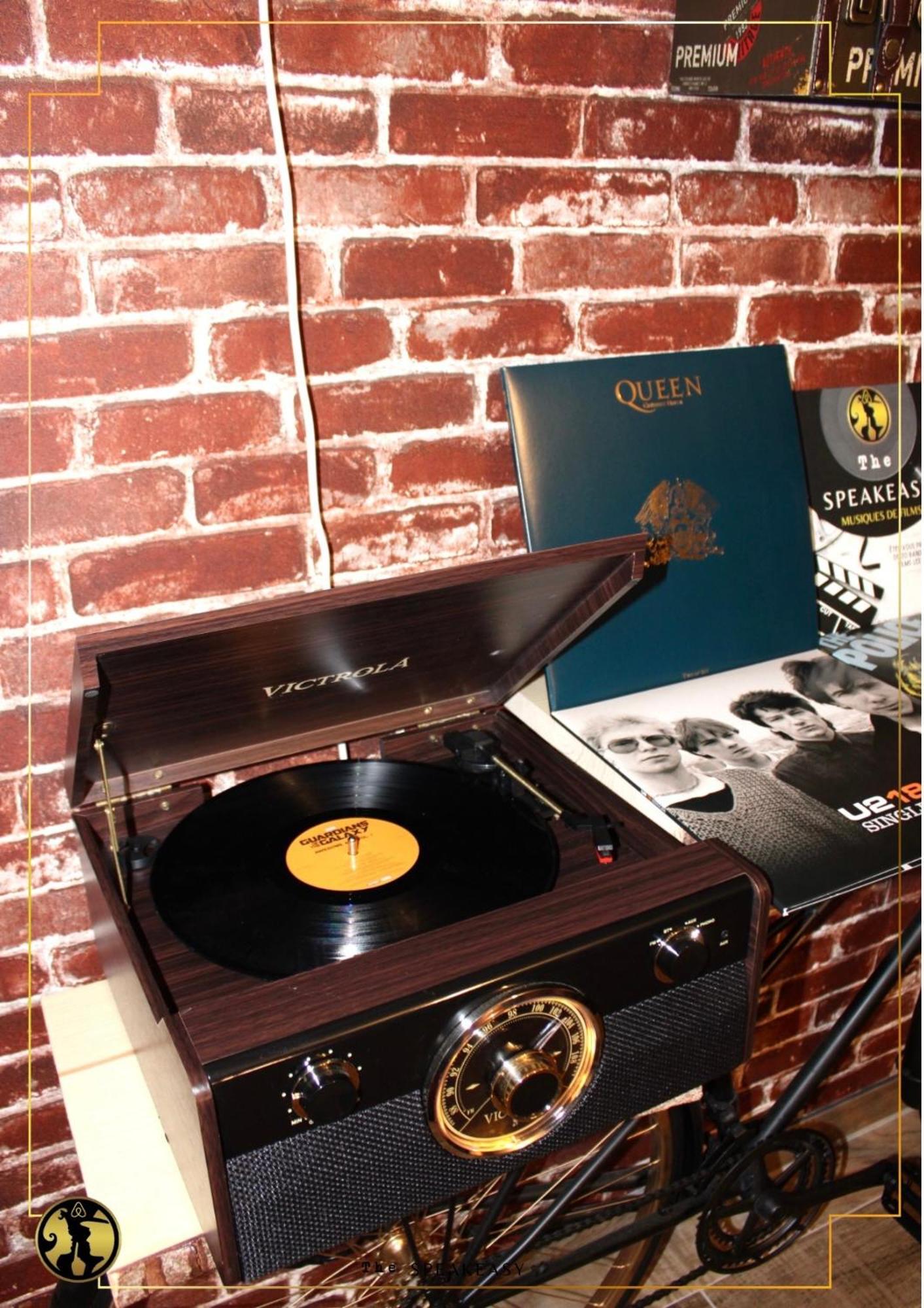 "The Speakeasy" Pub New Yorkais Centre Ville - Ideal Pro - Wifi Fibre - Retroprojecteur Cinema Saint-Etienne  Extérieur photo